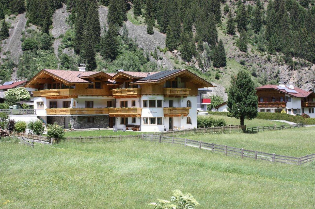 Landhaus Alpensonne นอยชติฟ อิม ชตูไปทัล ภายนอก รูปภาพ